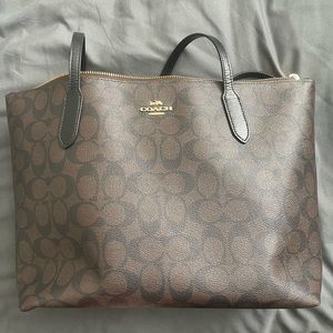 Authentic Coach Sig Zip Tote bag